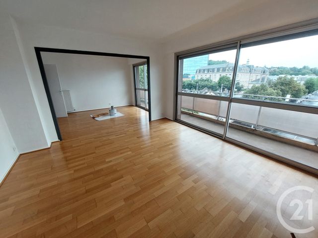 Appartement F4 à louer - 4 pièces - 95.16 m2 - BRIVE LA GAILLARDE - 19 - LIMOUSIN - Century 21 Jaubert Et Regaudie