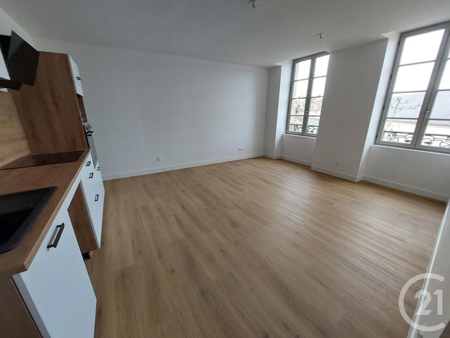 Appartement F2 bis à louer - 3 pièces - 60.96 m2 - BRIVE LA GAILLARDE - 19 - LIMOUSIN - Century 21 Jaubert Et Regaudie